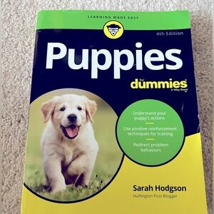 Puppies For Dummies by Sarah Hodgson